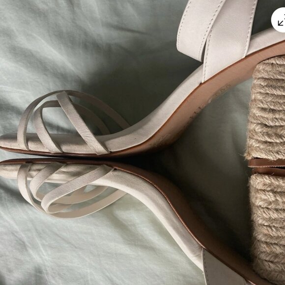 Schutz Womens Ankle Strap Sandal Heels Cream Light Beige Size 7.5 B - Picture 6 of 9